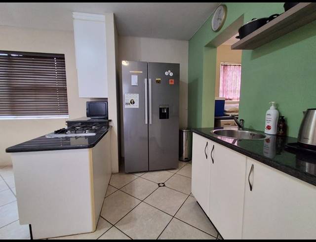 3 BEDROOM PROPERTY TO RENT IN FAERIE GLEN